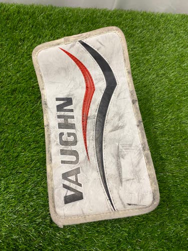 White Youth Vaughn Velocity V7 XF Goalie Blocker(Used)