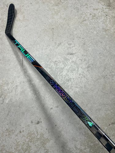 75 Flex P28 True Hzrdus 9x4 Senior Right Hand Hockey Stick Pro Stock (New)