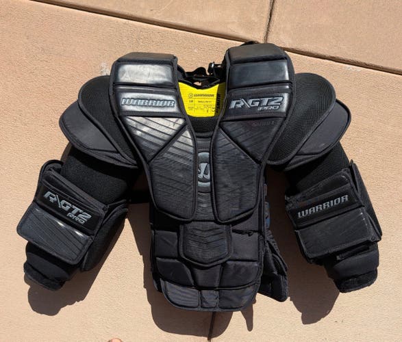 Hockey Goalie Chest Protector (WARRIOR)