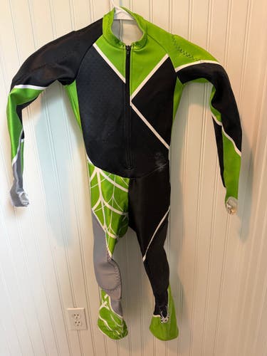Youth Spyder GS / SL Ski Race Suit – Size 6/8 – Green/Black/Grey (Used)