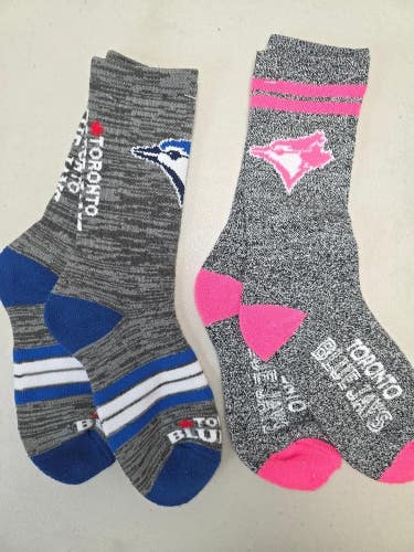 ST3 Mens MLB TORONTO BLUE JAYS Crew Lot of 2 Pair Socks MEDIUM NEW