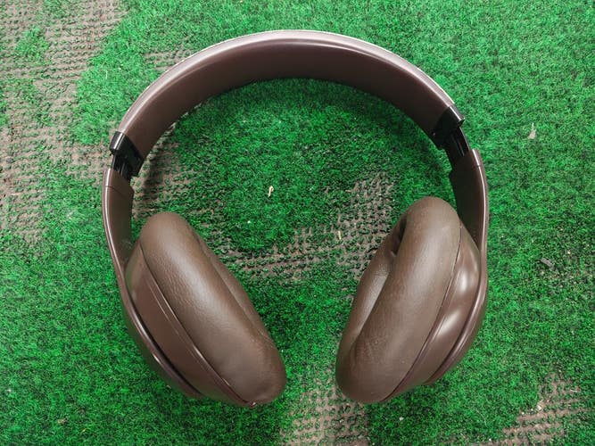 Beats by Dr. Dre Studio Pro Wireless Over-Ear Headphones - Deep Brown