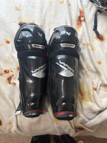 Senior CCM 14" Shin Pads (Used)