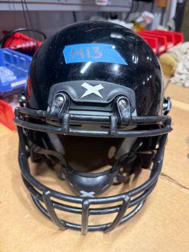 USED XENITH X2E+ YOUTH FOOTBALL HELMET - MEDIUM - BLACK