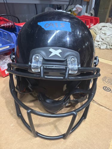 USED XENITH X2E+ YOUTH FOOTBALL HELMET - MEDIUM - BLACK