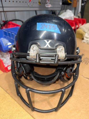 USED XENITH X2E+ YOUTH FOOTBALL HELMET - MEDIUM - BLACK