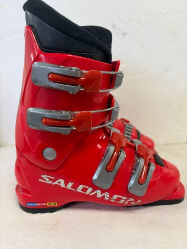 Mondo 19 & 19.5 Kid's Salomon Course All Mountain Ski Boots (Used)