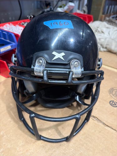 USED XENITH X2E+ YOUTH FOOTBALL HELMET - MEDIUM - BLACK