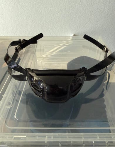 Schutt Elite Hard Cup Football Chinstrap (old style)