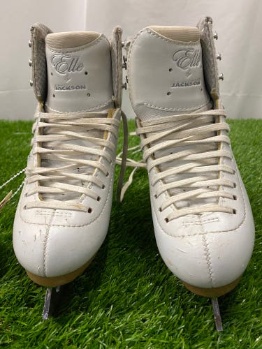 Jackson Ultima Elle Figure Skates Junior 2 (Used)