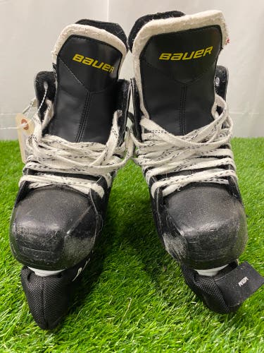 Senior Bauer Supreme S140 Hockey Skates Regular Width Size 6 (Used)