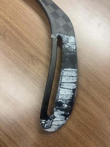 Youth Bauer Sling Left Hand Hockey Stick P28 40 Flex (Used)