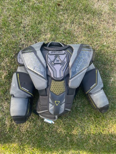 Medium Bauer Mach Goalie Chest Protector (New)