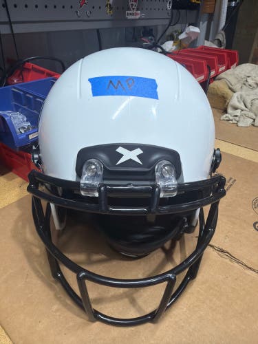 USED XENITH X2E+ ADULT FOOTBALL HELMET - XL - WHITE