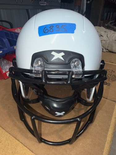 USED XENITH X2E+ ADULT FOOTBALL HELMET - XL - WHITE