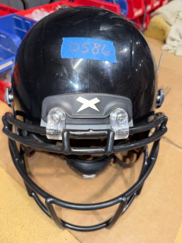 USED XENITH X2E+ YOUTH FOOTBALL HELMET - MEDIUM - BLACK