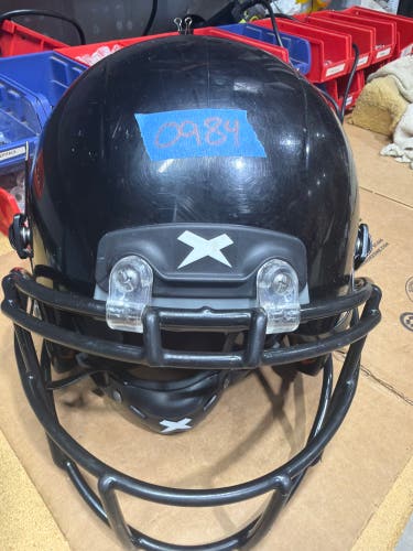 USED XENITH X2E+ YOUTH FOOTBALL HELMET - MEDIUM - BLACK