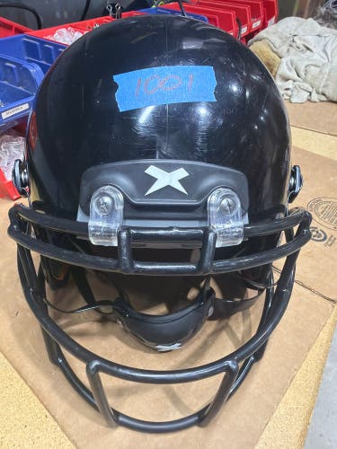 USED XENITH X2E+ YOUTH FOOTBALL HELMET - MEDIUM - BLACK