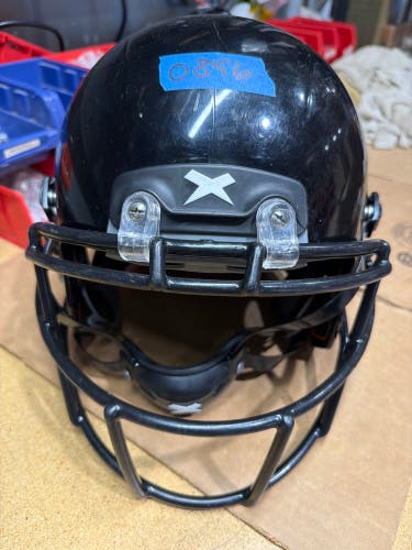 USED XENITH X2E+ YOUTH FOOTBALL HELMET - MEDIUM - BLACK