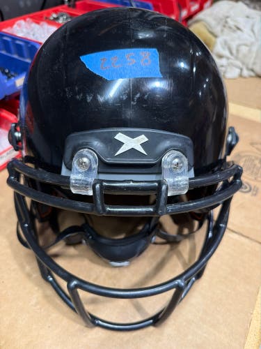 USED XENITH X2E+ YOUTH FOOTBALL HELMET - MEDIUM - BLACK
