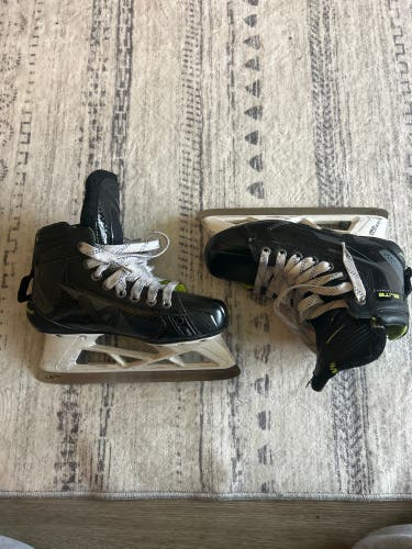 2024 Bauer Elite Hockey Goalie Skates Regular Width Size 3.5 (Used)