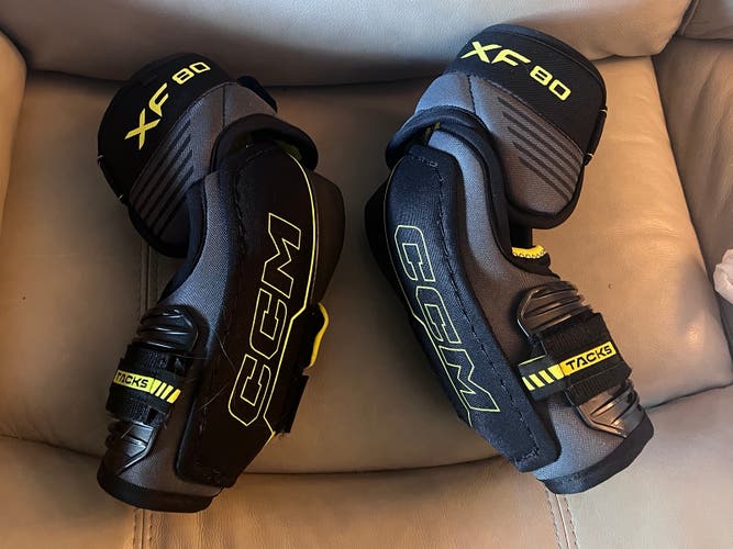 Senior Medium CCM Tacks XF 80 Elbow Pads LIKE NEW