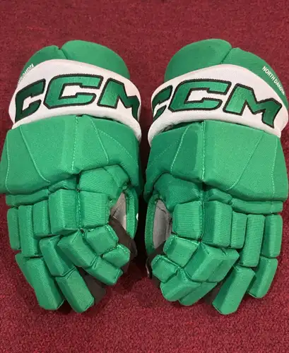 13” CCM HGPTKXFPP (XF Pro) North Dakota Green Pro Stock Gloves *Read Full Description*