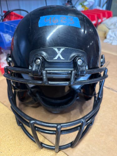 USED XENITH X2E+ YOUTH FOOTBALL HELMET - MEDIUM - BLACK