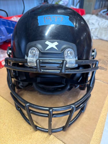 USED XENITH X2E+ YOUTH FOOTBALL HELMET - MEDIUM - BLACK