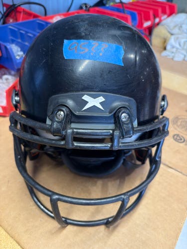 USED XENITH X2E+ YOUTH FOOTBALL HELMET - MEDIUM - BLACK