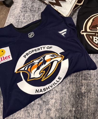 Nashville Predators Fanatics Goalie Cut Practice Jersey (Used)