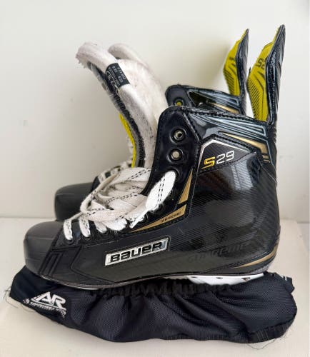 2018 Bauer Supreme S29 Hockey Skates Regular Width 7.5 (Used)