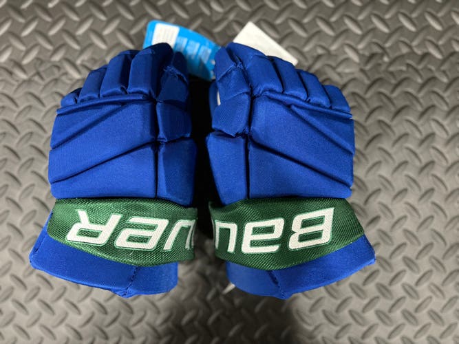 Bauer Vapor Team Pro hockey Gloves 14" Pro Stock WHL swift current broncos (New)-last one-Bonus Gift