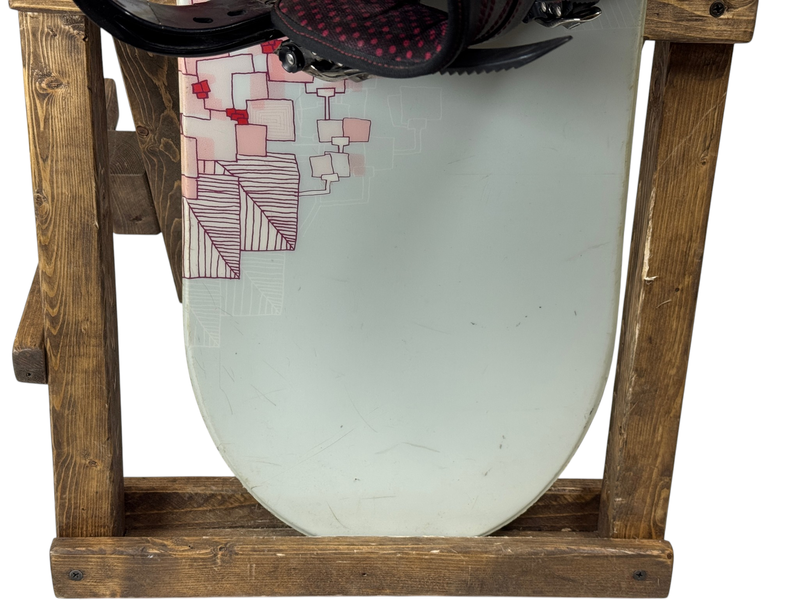 144cm Burton Sterling Snowboard W/ Burton Lexa Bindings