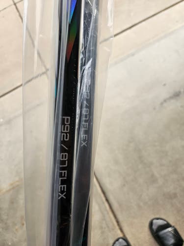 Senior Bauer Right Handed Hockey Stick P92 87 Flex (New)