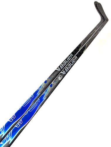 2 pack Bauer Vapor Flylite LH 82 Flex P92 - Auston Matthews