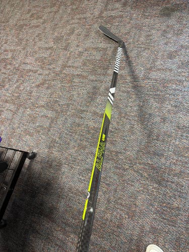 Senior Warrior Alpha LX2 Left Hand Hockey Stick Mid Pattern 105 Flex Pro Stock (New)