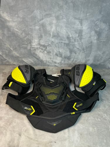 Large Senior Bauer Supreme Ultrasonic Shoulder Pads (Used)