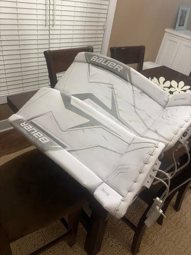 34" Bauer Sv-Pro Goalie Leg Pads (Used)