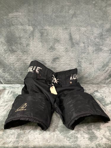 Black Senior XL Louisville Slugger Hockey Pants (Used)