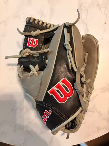 RH Wilson A1000 Baseball Glove 10.75" (Used)