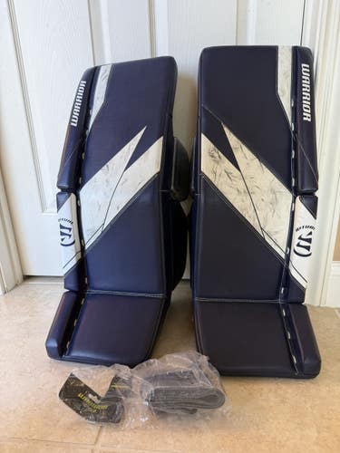 28" Warrior Ritual G7 Goalie Leg Pads (Used)