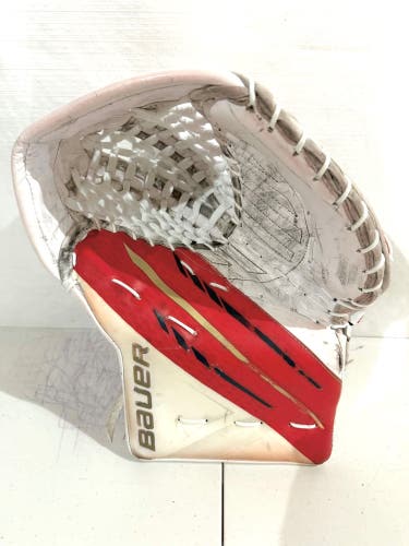 NHL return Bauer Vapor Hyperlite Regular Pro Stock goalie glove