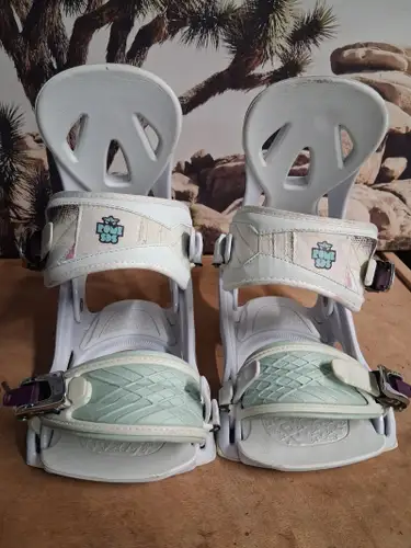 Rome SDS Women’s Shift Snowboard Bindings Size Medium - Rare!