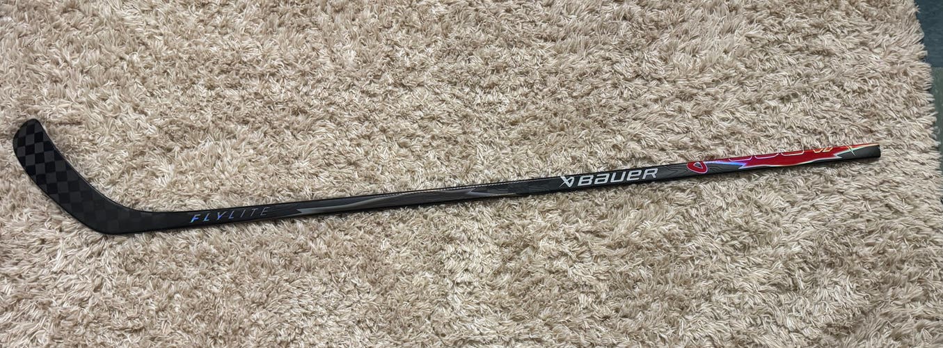 Senior Bauer Vapor Flylite Left Hand Hockey Stick P90TM 70 Flex Pro Stock (Used)