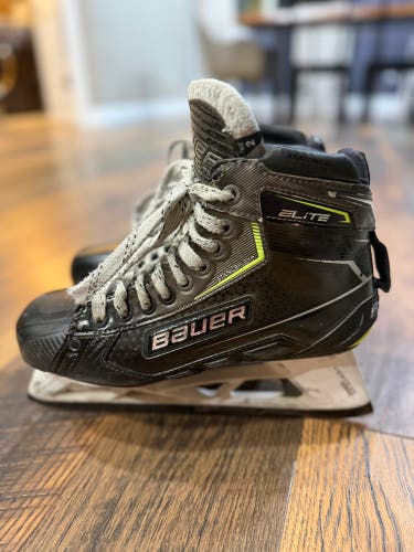 2021 Bauer Elite Hockey Goalie Skates Regular Width 8 (Used)