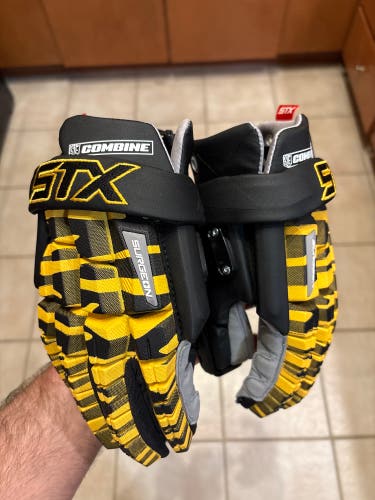 STX Surgeon RZR2 Lacrosse Gloves (New)