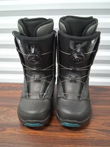 K2 HAVEN Rental SNOWBOARD BOOTS Black WOMEN SIZE 7 Great Condition!