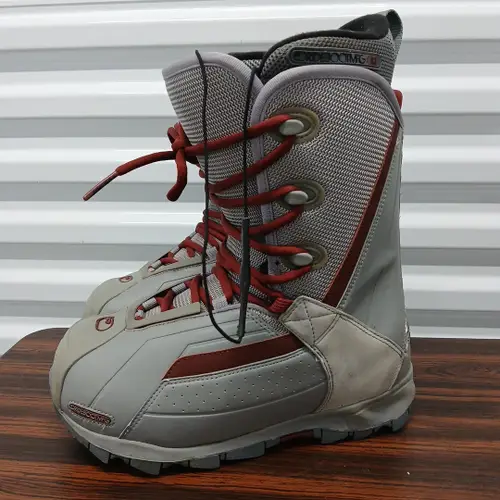 RIDE Sz 7 Women's Rythym Snowboard Boots Gray Maroon