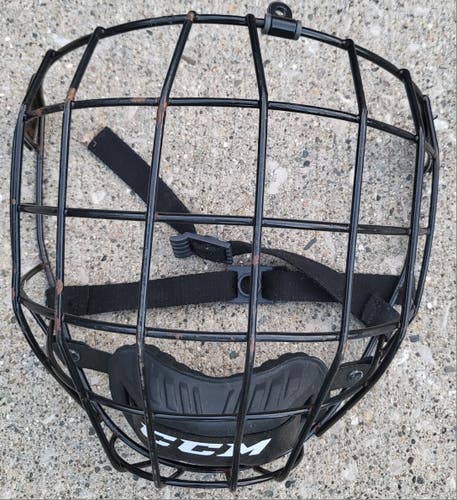 Large CCM Cage (Used)